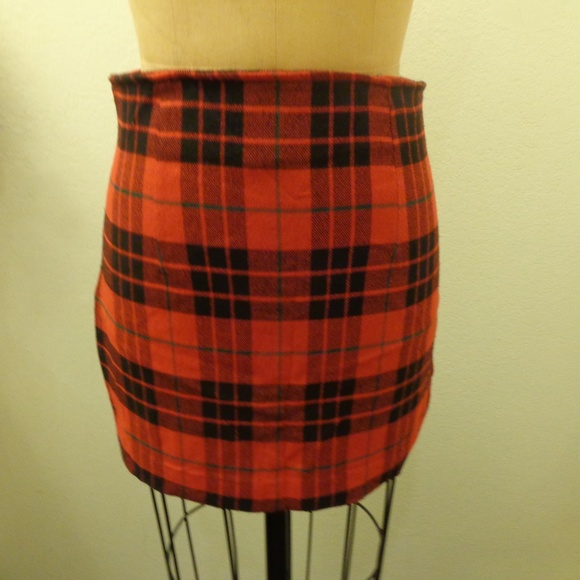 Red and Black Plaid Mini Skirt - Picture 1 of 4